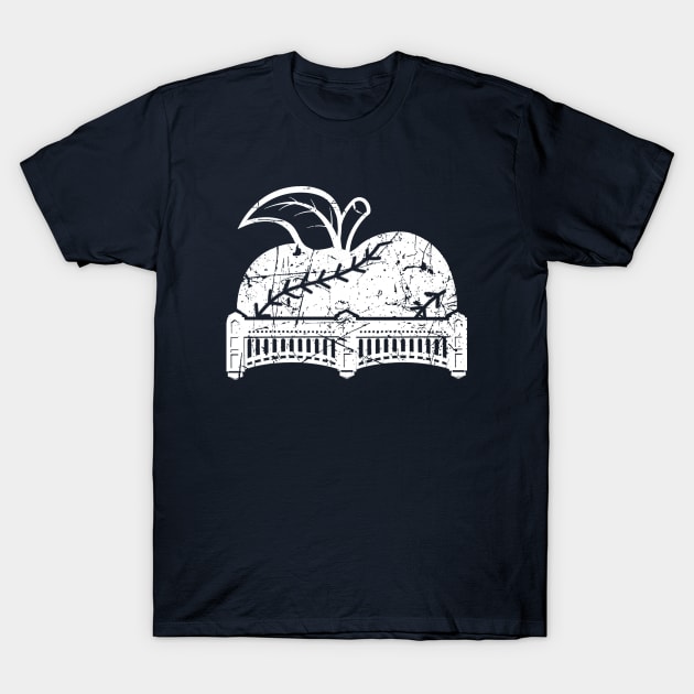 Big Yankee Apple T-Shirt by PopCultureShirts